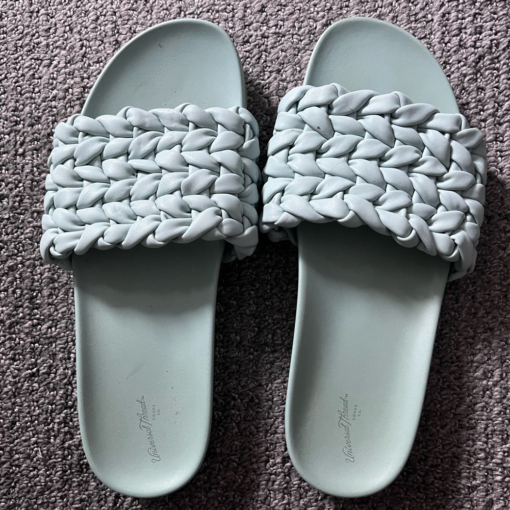 Universal Thread Blue Braided Sandals